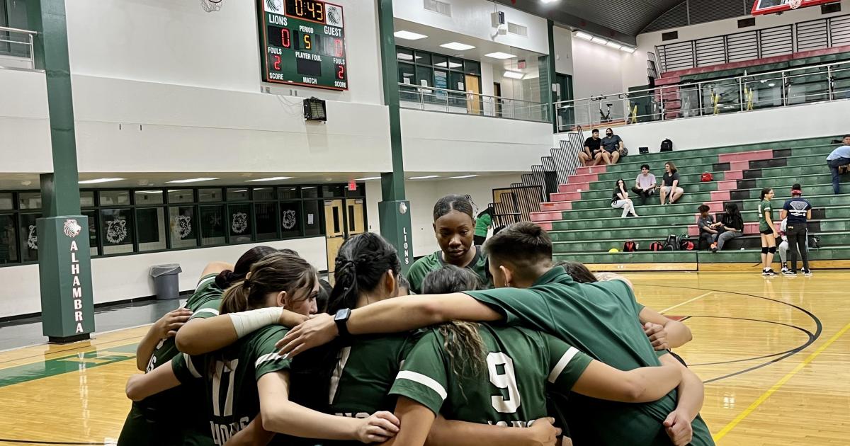 Alhambra Wins 5-set Thriller Over Carl Hayden | AZPreps365