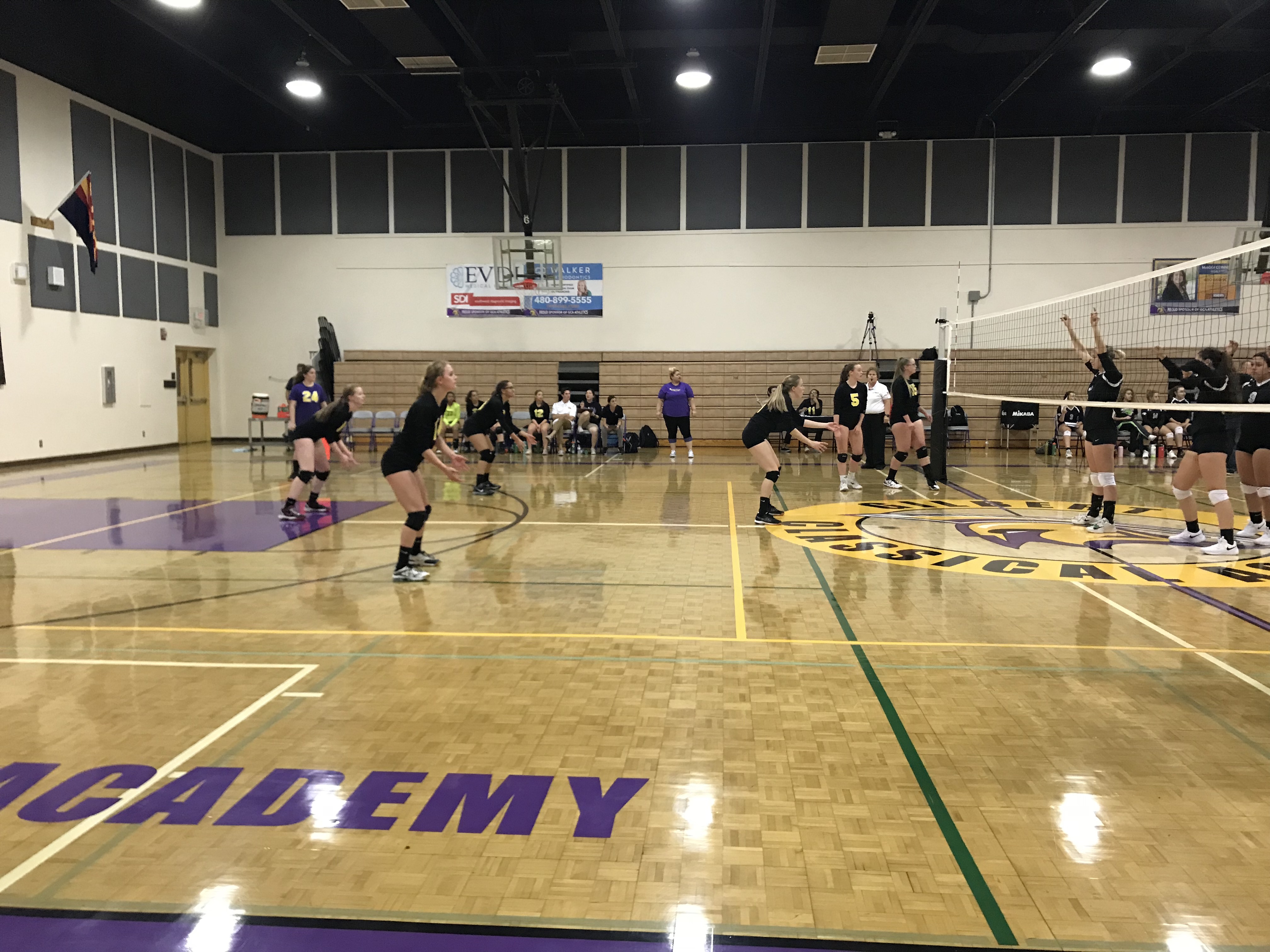 Girls Volleyball Gilbert Classical Loses To Phoenix Christian But Keeps Positivity Alive Azpreps365