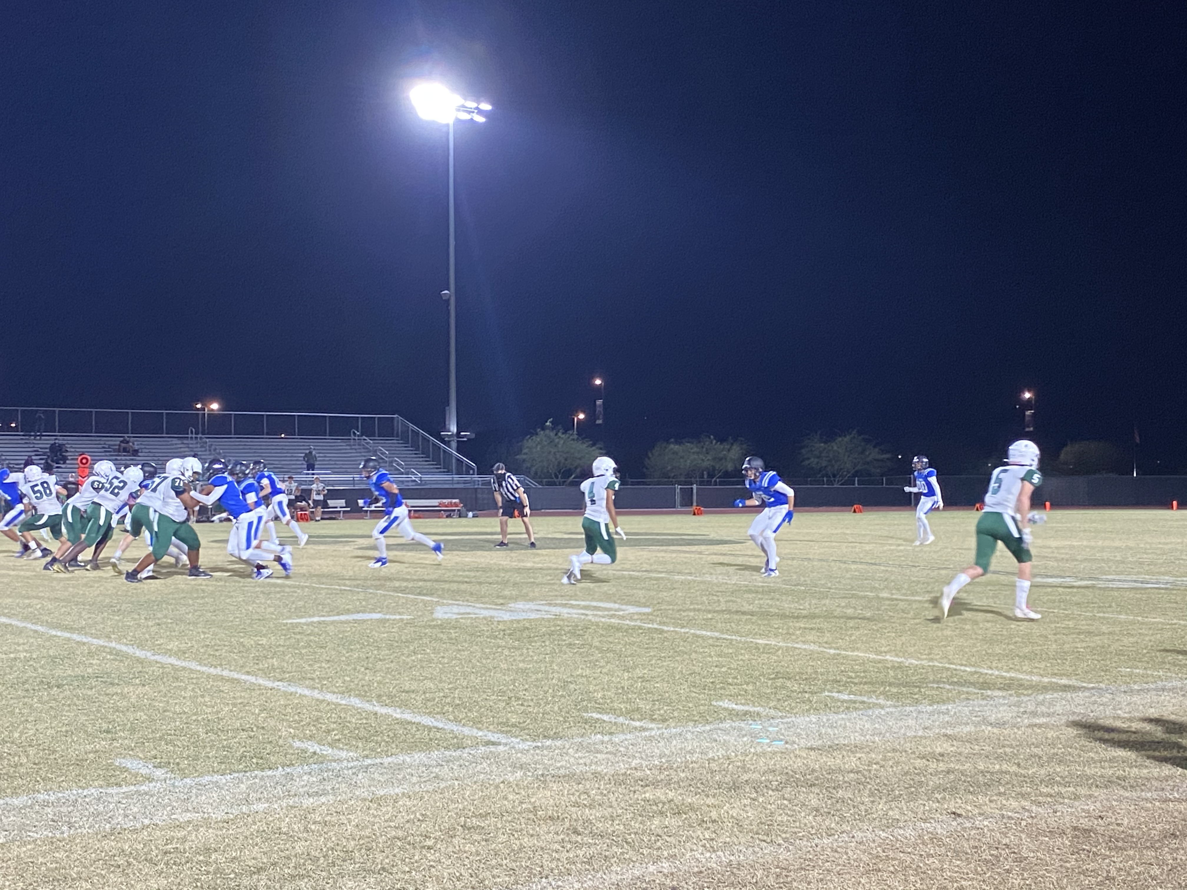 Canyon View JV football hangs on to win AZPreps365