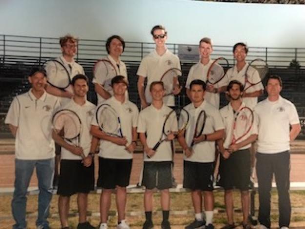 Gilbert Classical Varsity Team Photo