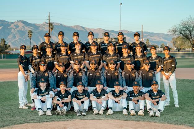 Salpointe Catholic Varsity Team Photo