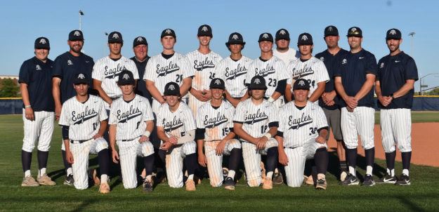 ALA - Gilbert North Varsity Team Photo