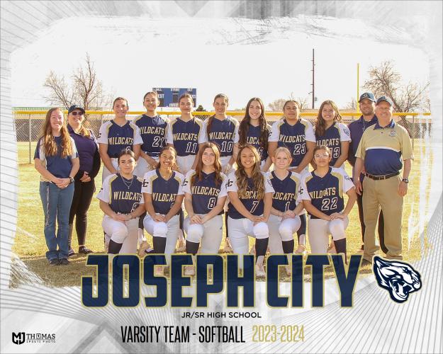 Joseph City Varsity Team Photo