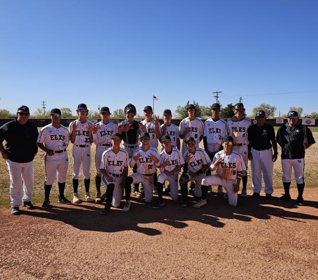Round Valley Varsity Team Photo