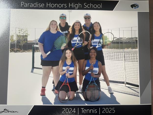 Paradise Honors Varsity Team Photo