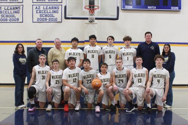 Joseph City Varsity Team Photo