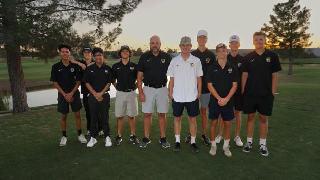 Gilbert Varsity Team Photo